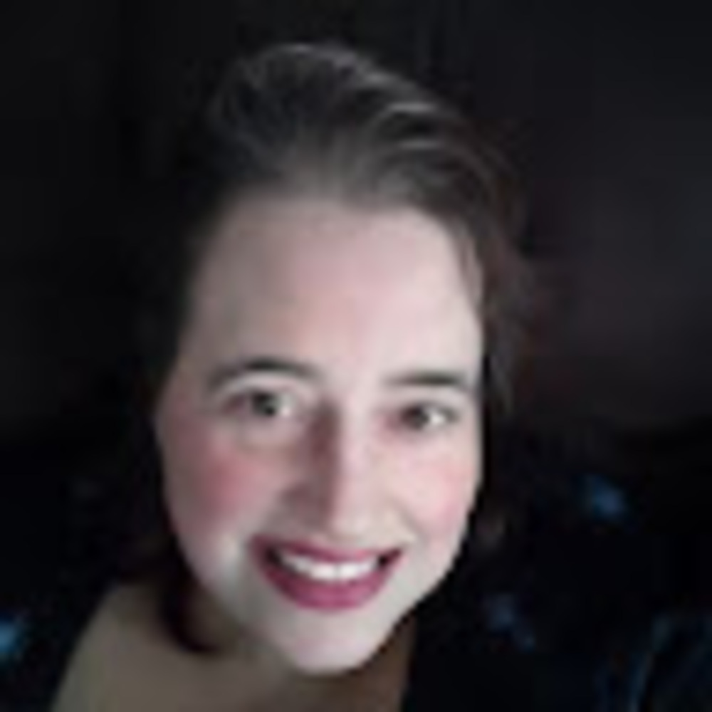 Meet your Posher, Leslie